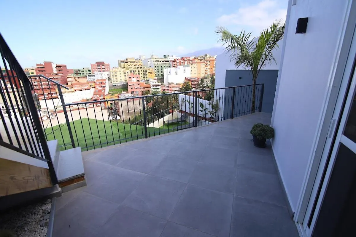 A Villa With Views And A Place To Chill Out 洛斯雷尔雷赫斯