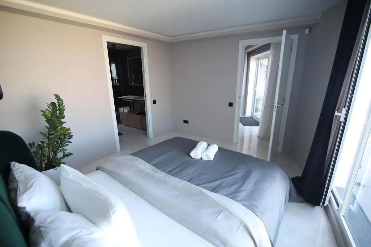 A Villa With Views And A Place To Chill Out 洛斯雷尔雷赫斯 西班牙